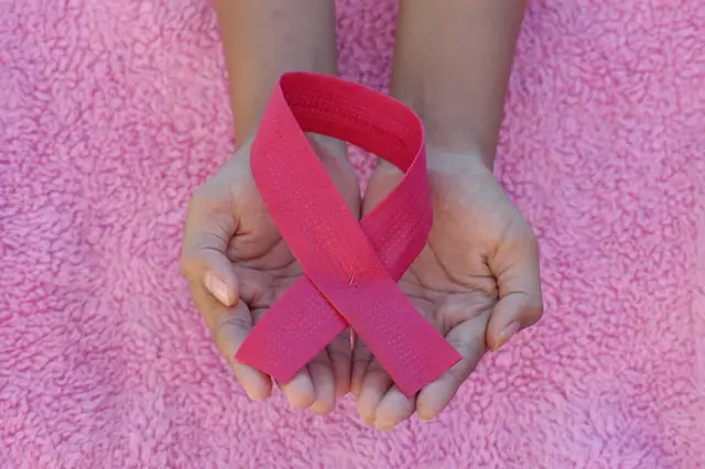 You are currently viewing Second-Hand Smoke during Childhood Linked to Higher Breast Cancer Risk in Women